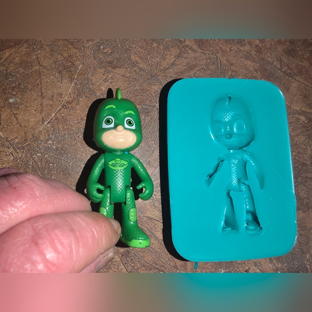 Pj Mask GECKO Action Figure Baking Mold For Fondant, Cake Decorating, Chocolate